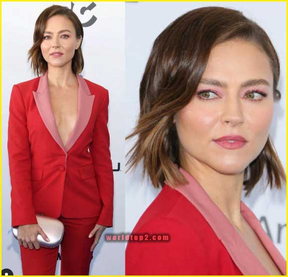 Trieste Kelly Dunn bio wiki facts