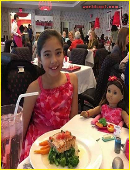 Xochitl Gomez bio wiki facts