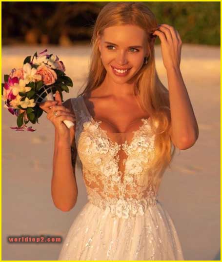 Olya Abramovich model