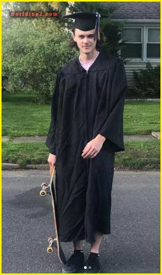 Christopher Briney education