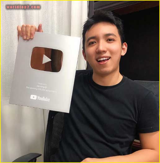 rooneyojr youtuber and omegal streamer