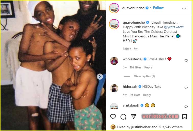 Quavo with his brothers