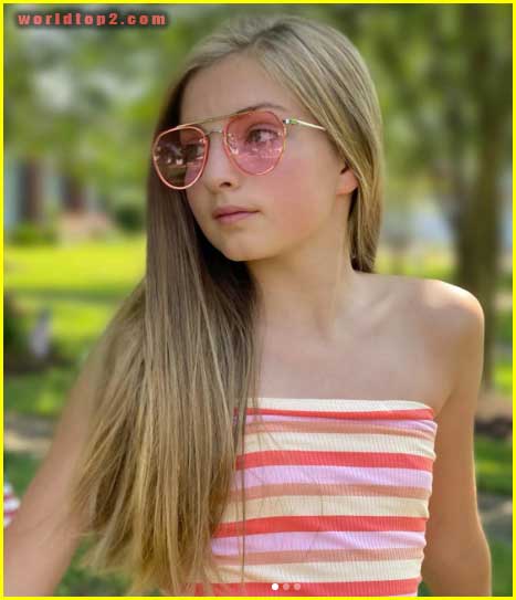 AnnaKate Dooley bio wiki facts