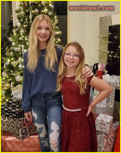 Francesca and Leah