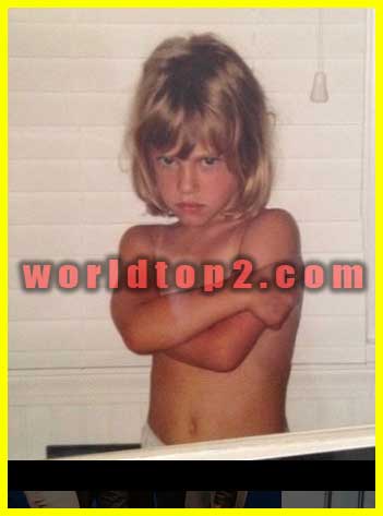 Lili Reinhart childhood photo