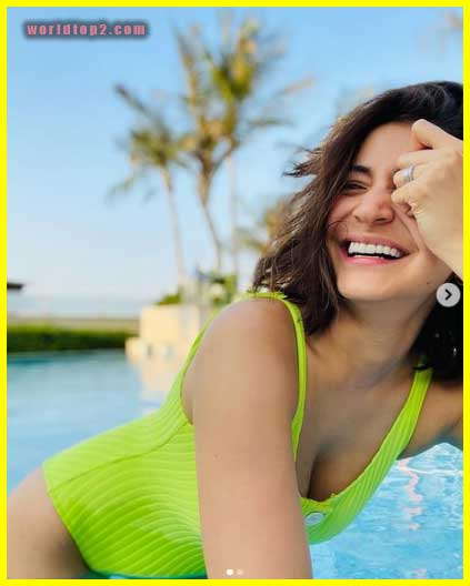 Anushka Sharma hot and sexy