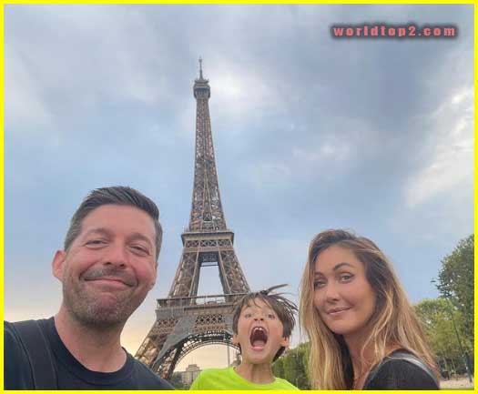 Blair Herter with his wife and son