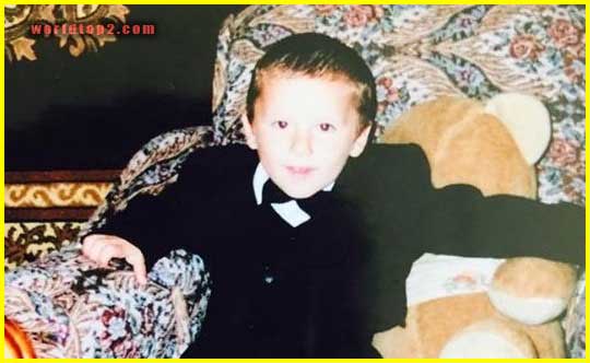 Iman Gadzhi childhood photo