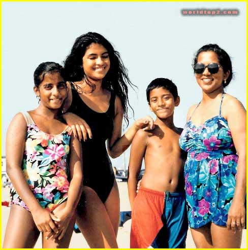 Priyanka Chopra teenage