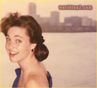 Taylor Tomlison mother