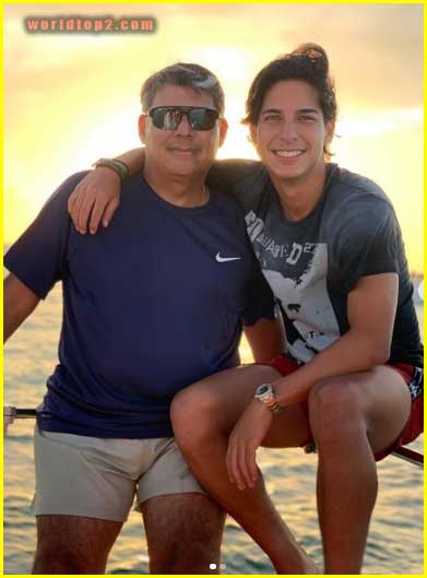Diego Laínez with his father