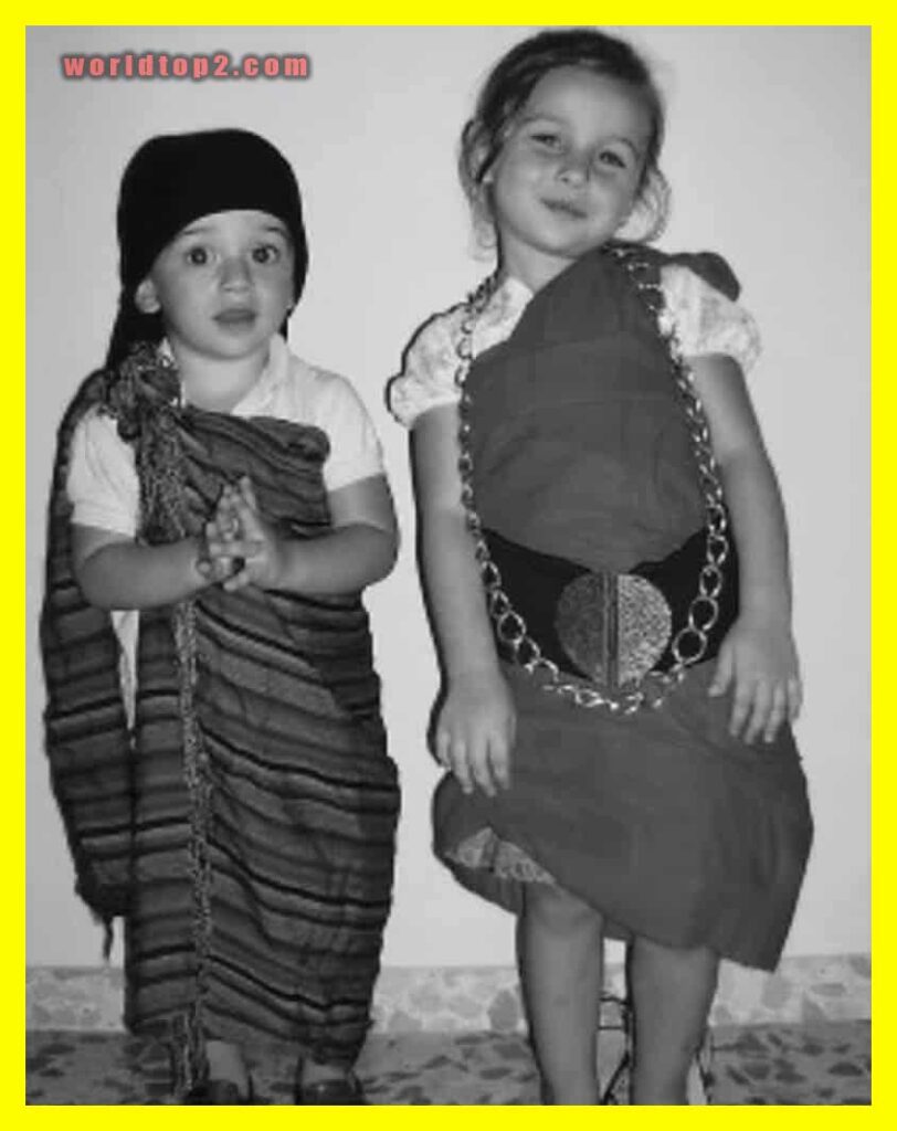 Gavi childhood photo with his sister