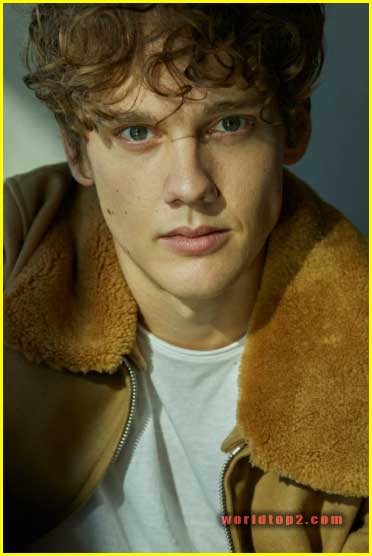 Hunter Doohan bio wiki facts