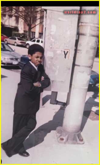 Kyrie Irving childhood photo