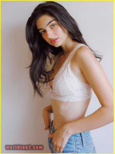 Lana Blakely bio wiki facts
