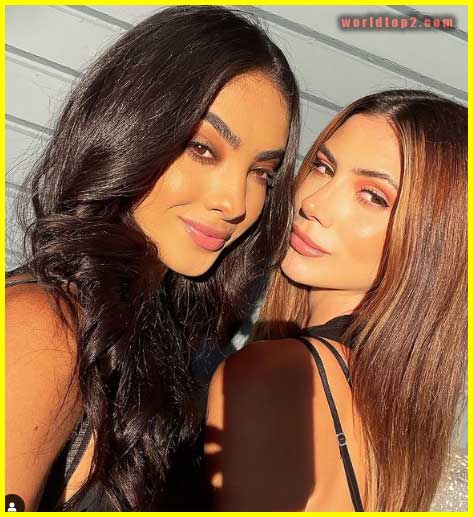 Mariana Varela with Fabiola Valentín