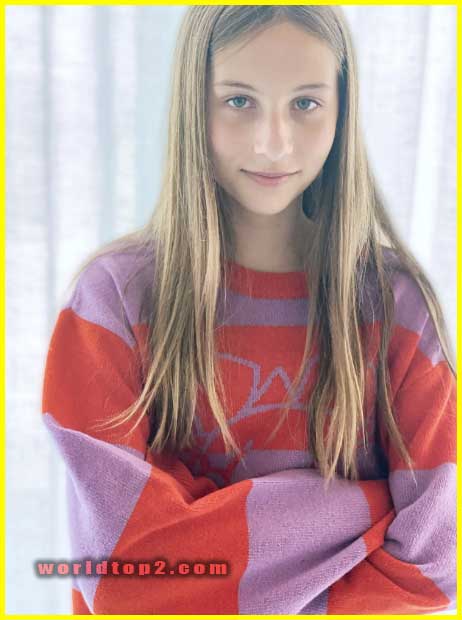 Romy Mars bio wiki facts