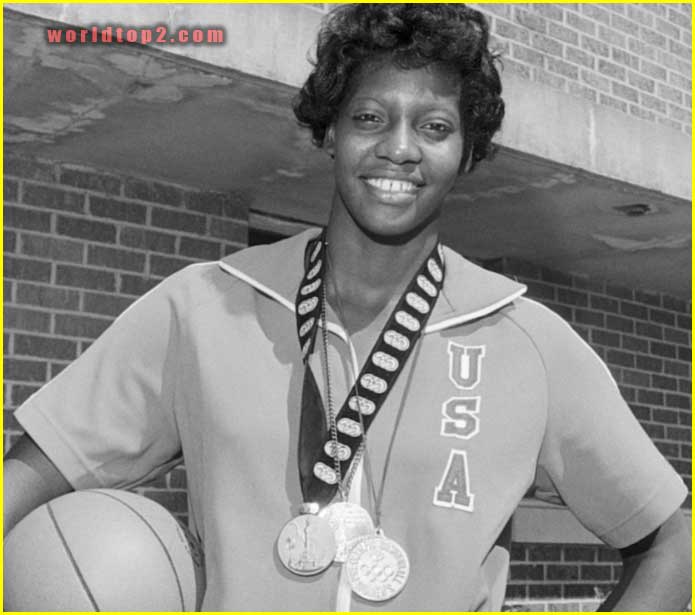 Shaquille O Neal photo during high school