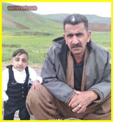 Afshin Esmaeil Ghaderzadeh with his father