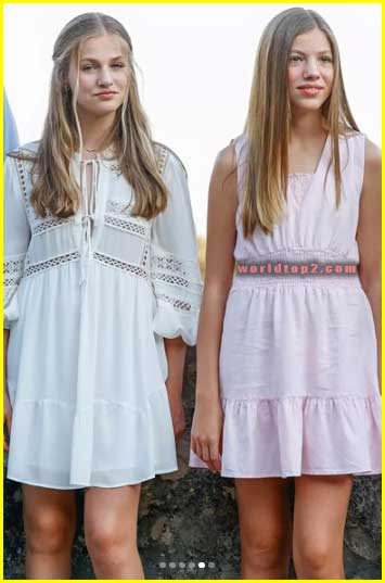 Infanta Sofía of Spain with her sister