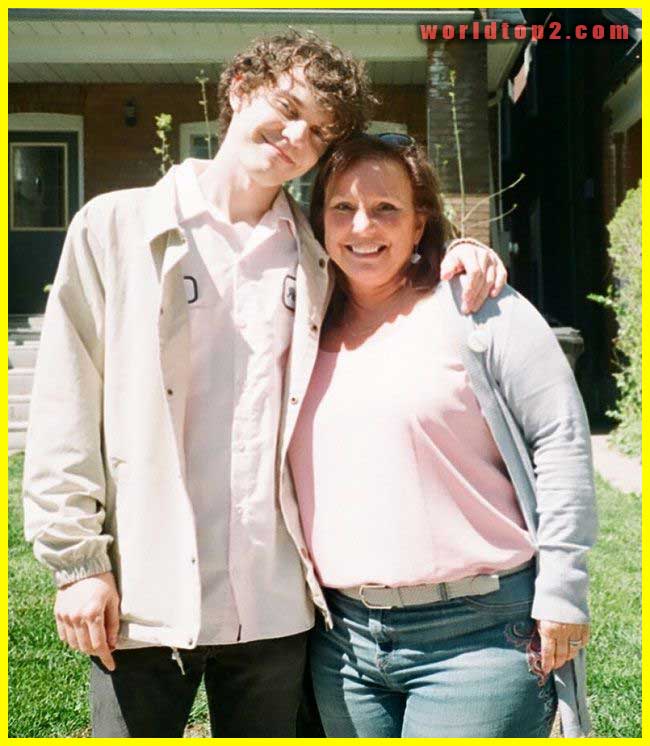 Kurtis Conne with his mother
