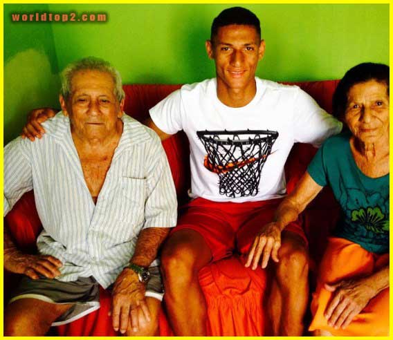 Richarlison with his grandparents