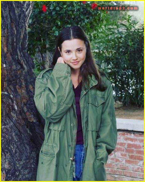 Linda Cardellini young age photo