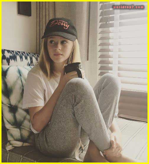 Lulu Wilson hot and sexy