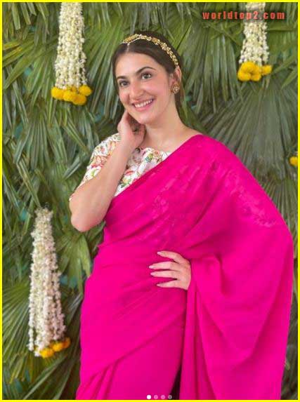 shivaleeka oberoi bio wiki facts