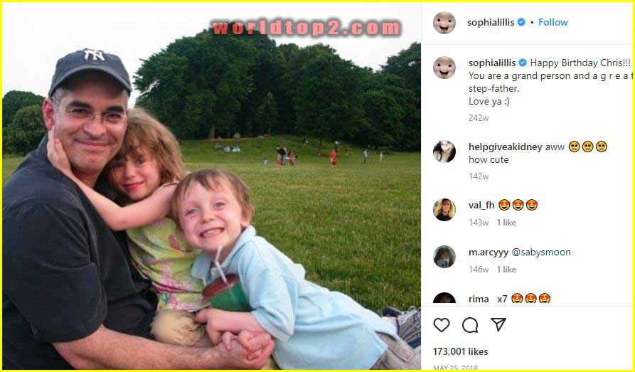 Sophia Lillis childhood photo with her brother and stepfather