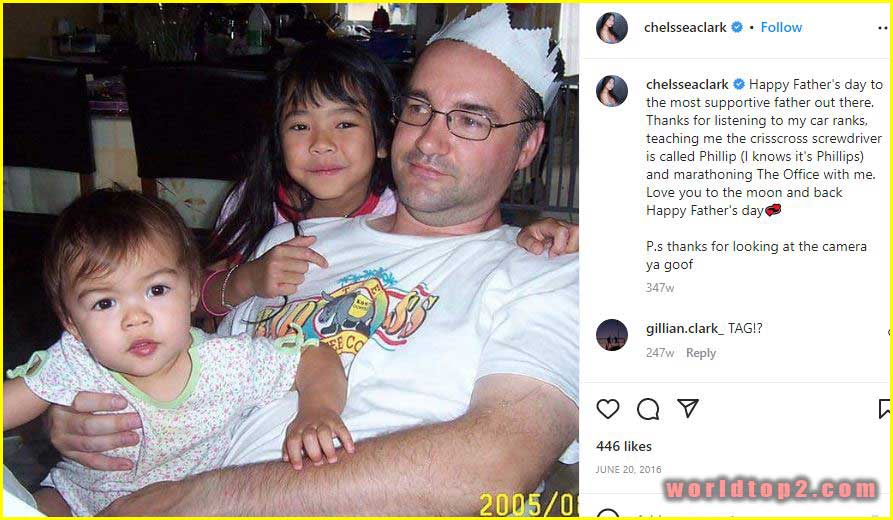 Chelsea Clark childhood photo with her father and sister