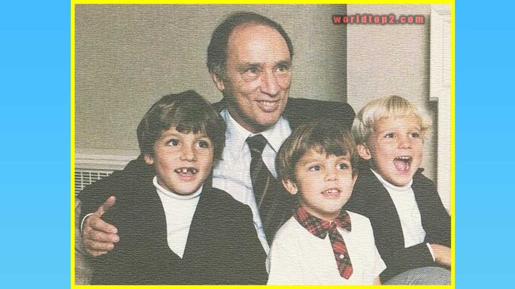 Justin Trudeau childhood photo with his father and brothers