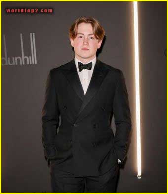 Kit Connor bio wiki facts