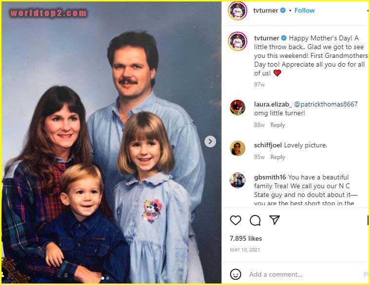 Trea Turner childhood photo with his parents and sister