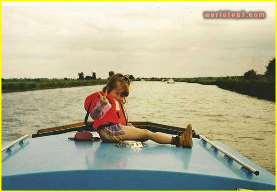 Shannon Tarbet childhood photo
