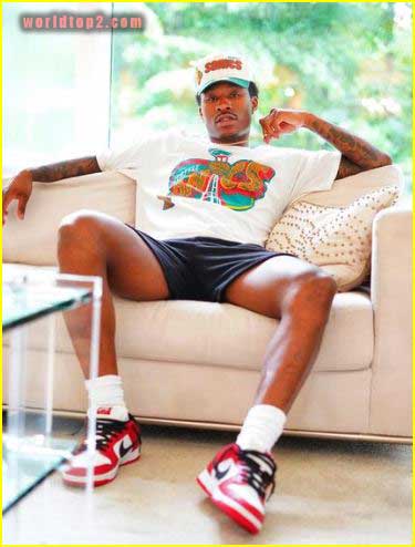 Duke Dennis bio wiki facts