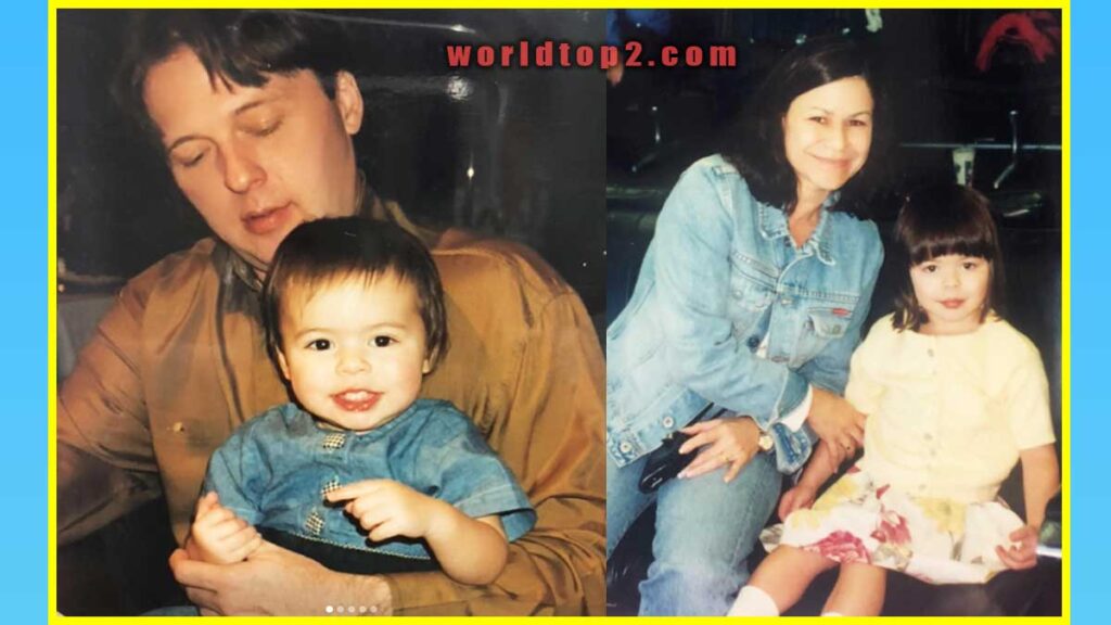 Miranda Cosgrove childhood photo with her parents