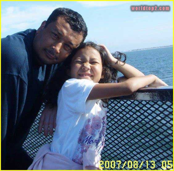 Srichchha Pradhan with her father