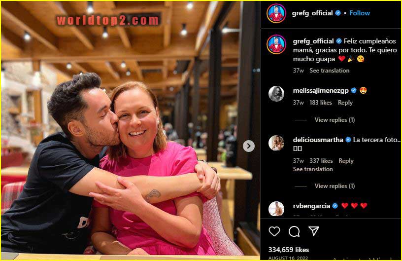 TheGrefg with his mother