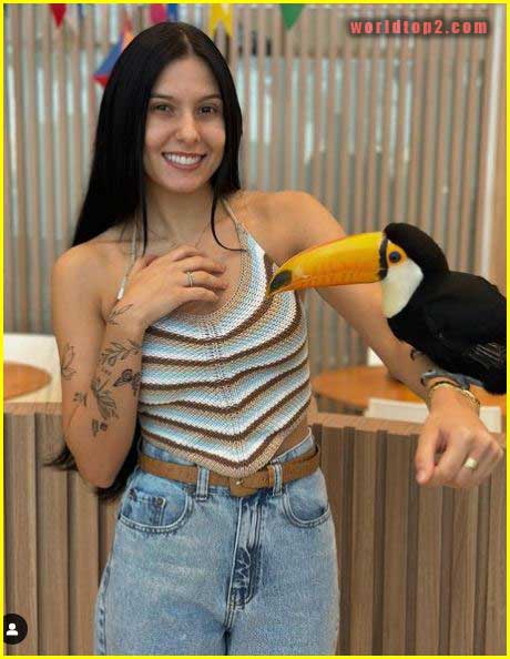 Ana Castela hot and sexy