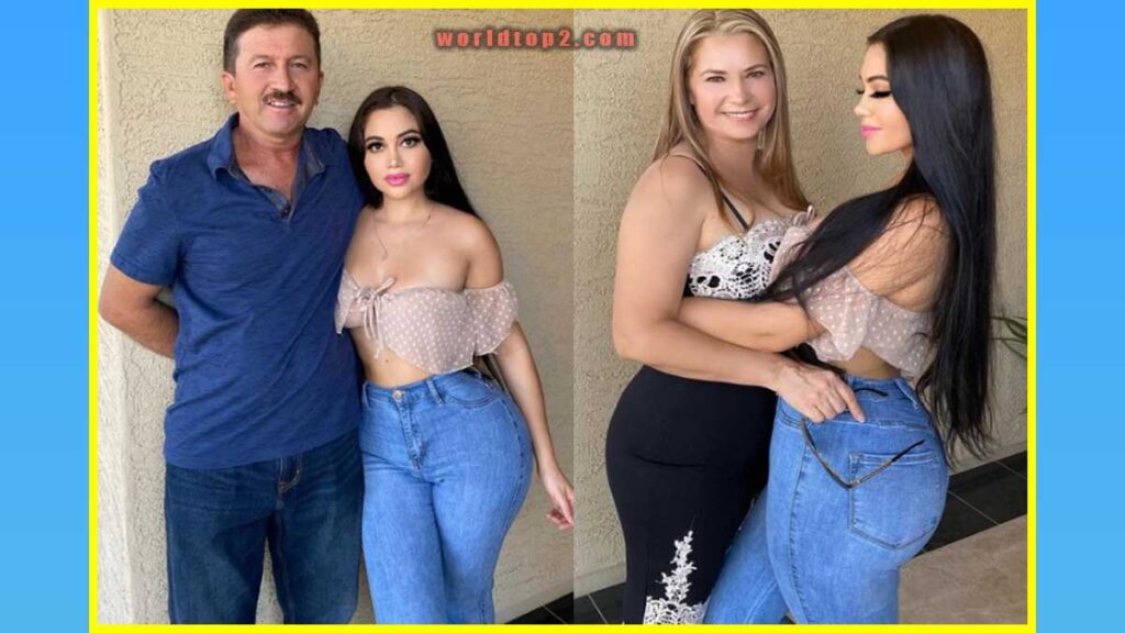 Jailyne Ojeda Ochoa with her father and mother