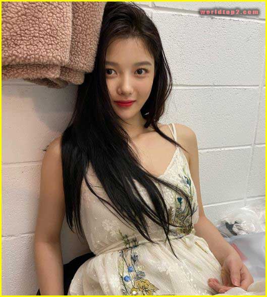 Kim Yoo-Jung hot and sexy