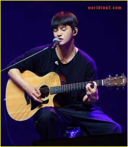 Seo In-guk singer and actor