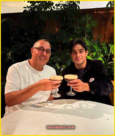 Eman Esfandi with his father