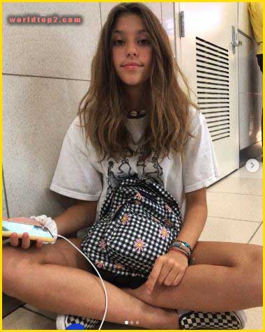 Jayla Vlach bio wiki facts