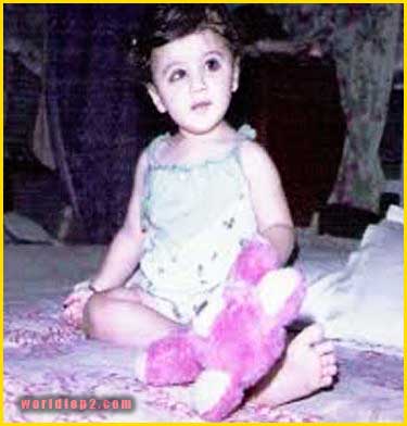 Nayanthara childhood photo