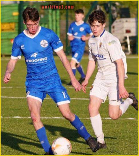 David Daily playing football