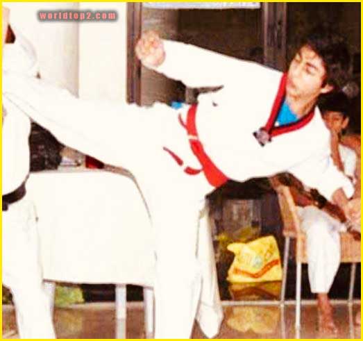 aryan khan in karate dress