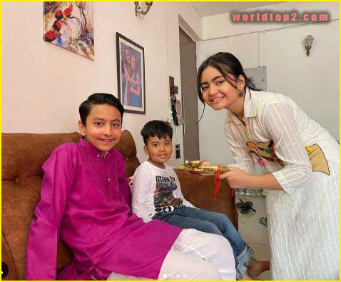 Shekinah Mukhiya with her brothers