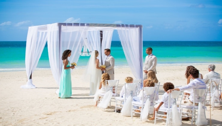 Why Destination Wedding Reception Venues Are Worth Considering